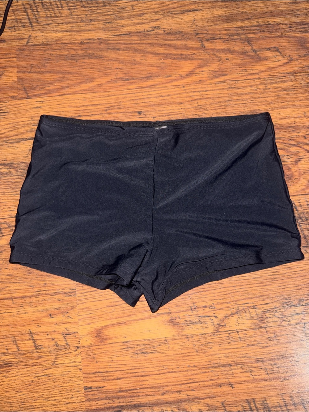 Women's Black Swim/Active Shorties 19.3.B2